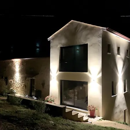 Maison Spacieuse Situation Ideale Au Calme
