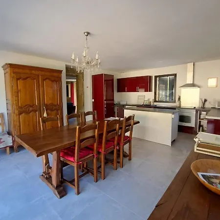 Maison Spacieuse Situation Ideale Au Calme